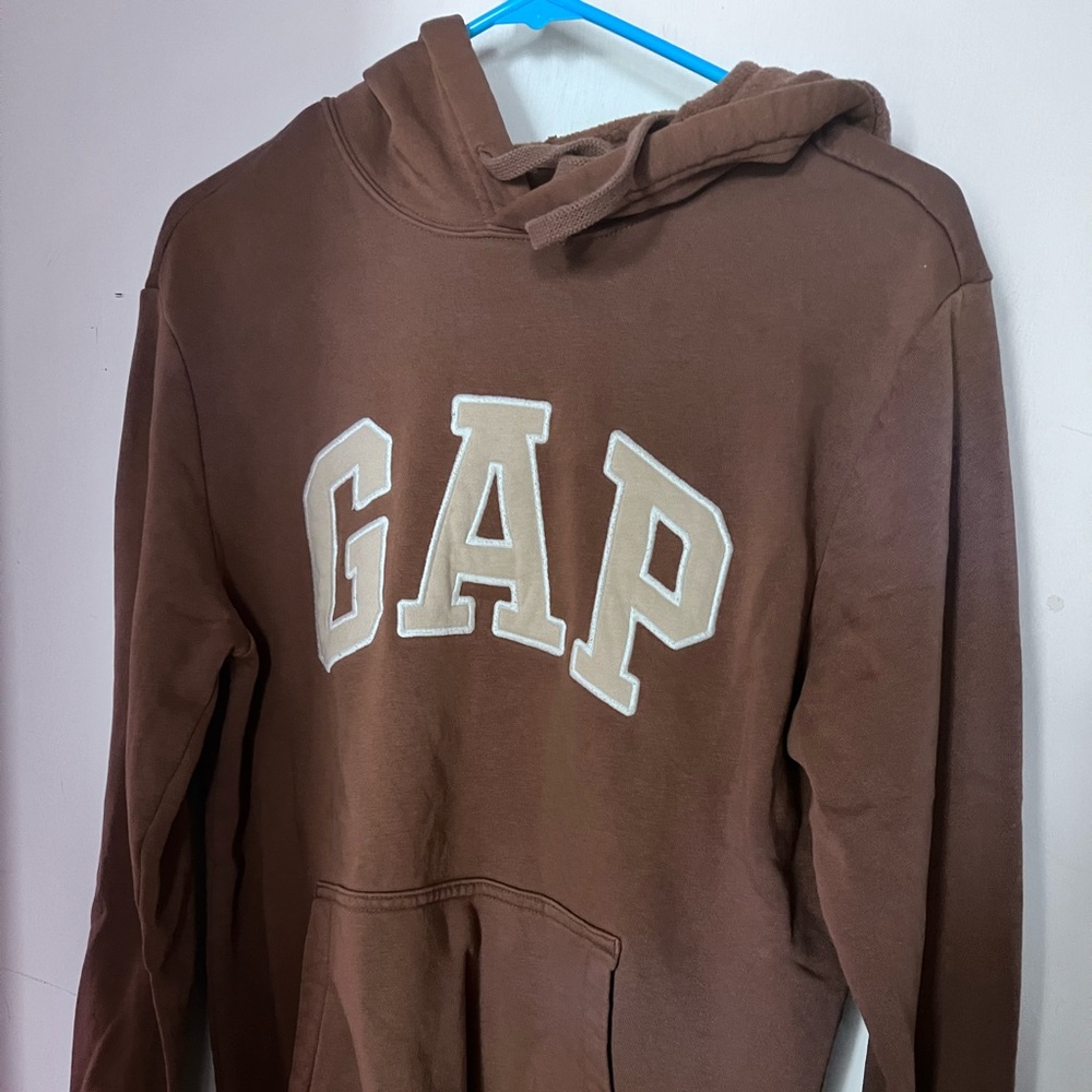 Gap sweatshirt